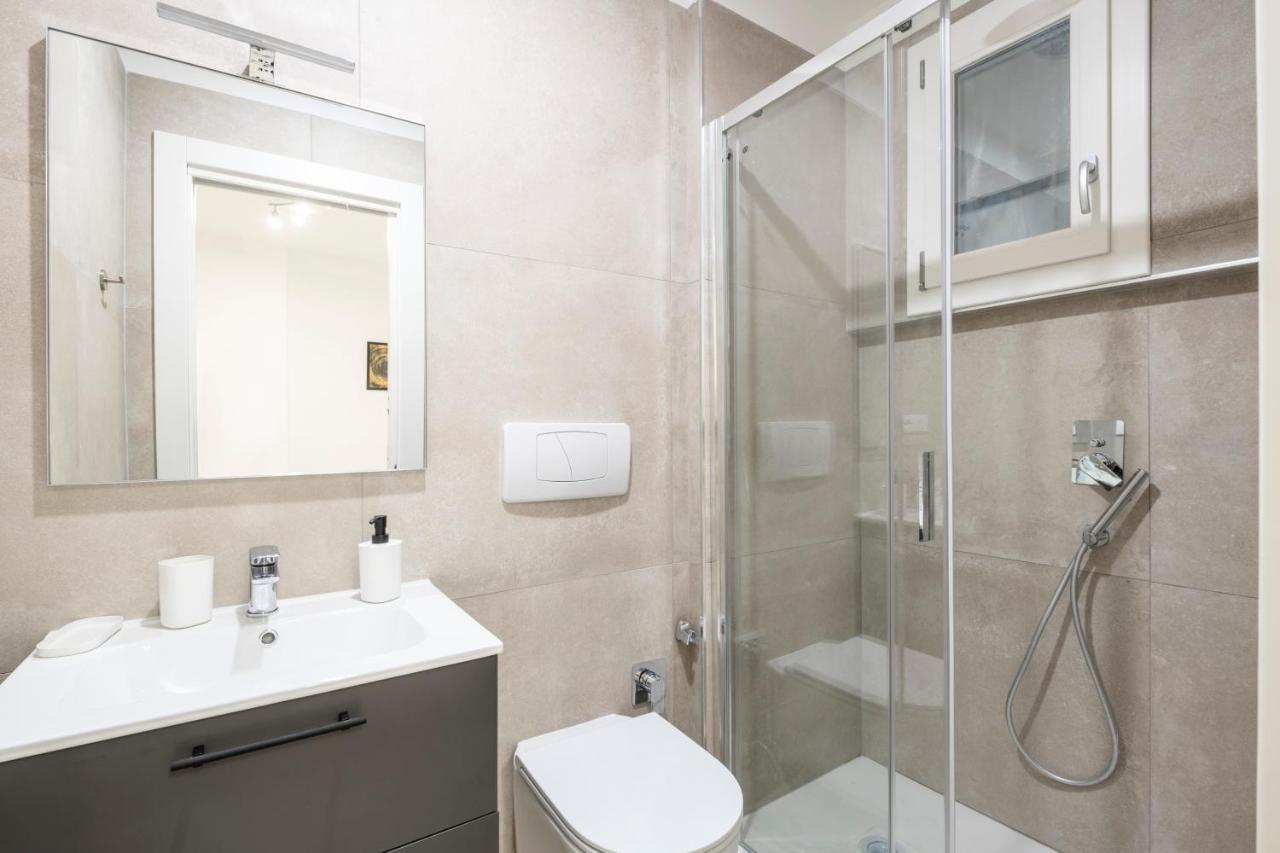 Easystayrome 10 Pax 3 Baths 1 Min From Metro 外观 照片